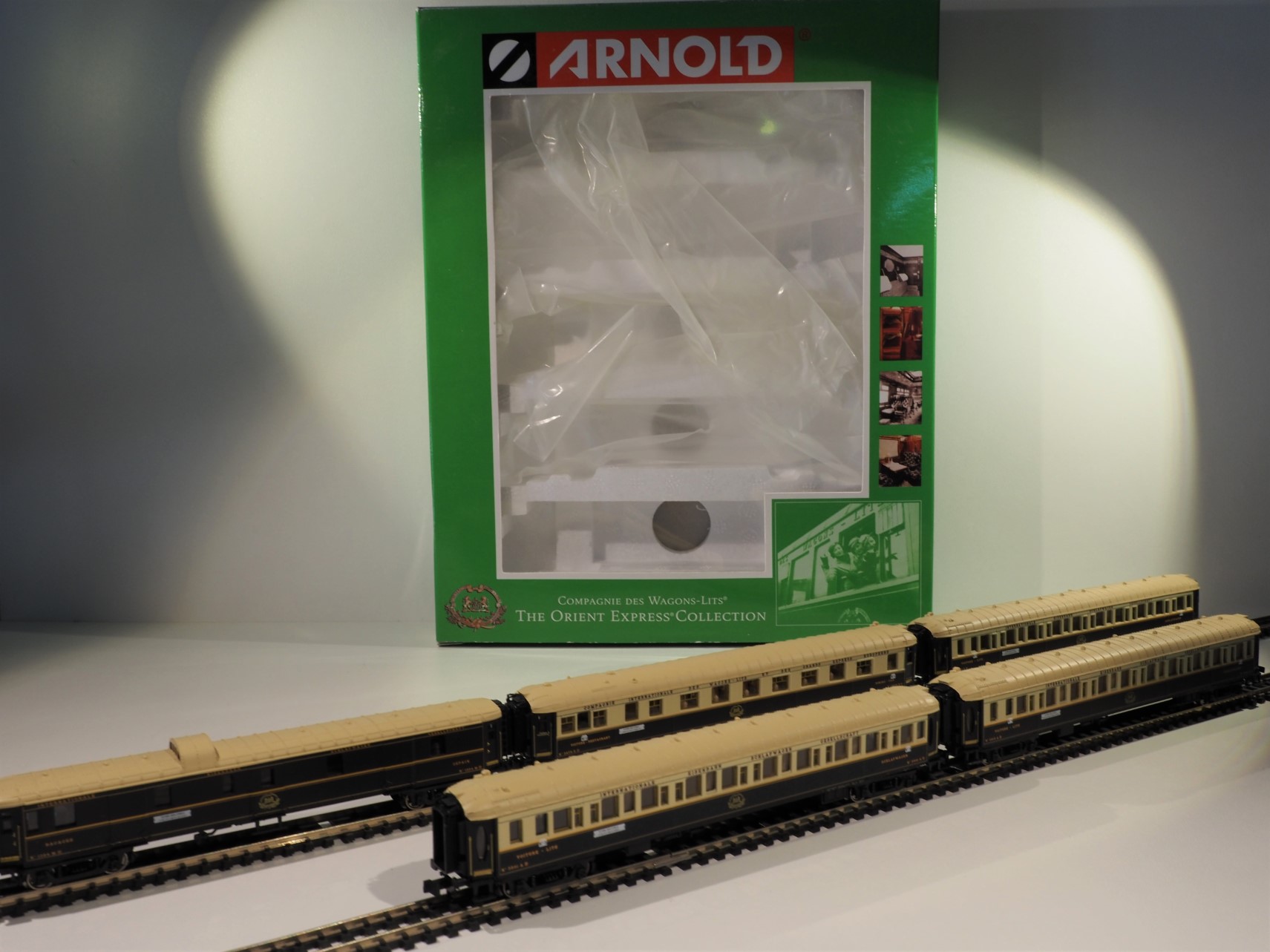 ARNOLD HN4007 THE ORIENT EXPRESS
